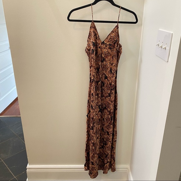 New with tags paisley dress - Picture 2 of 6